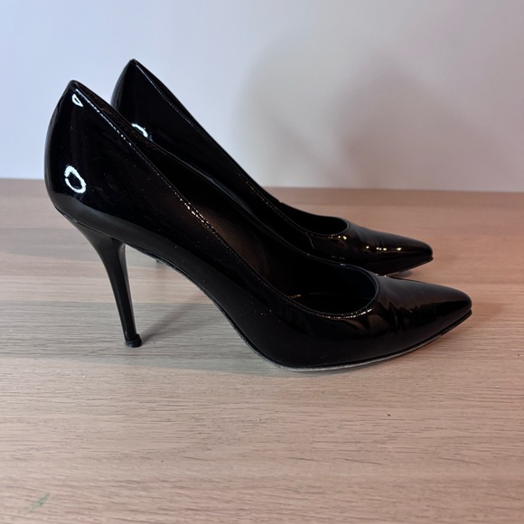 Stuart Weitzman Black Patent Pointed Heels - Picture 6 of 9